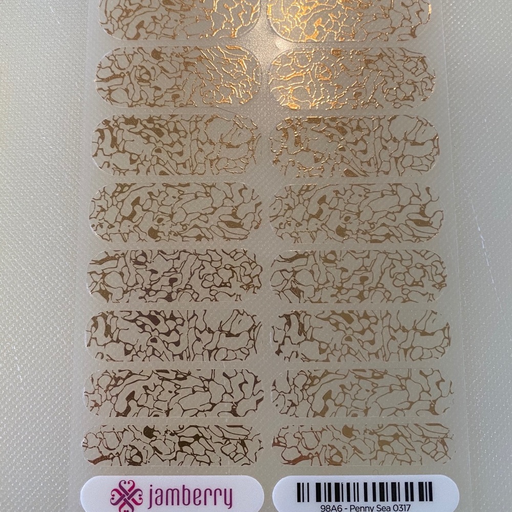 “Penny Sea” (full set) Jamberry Wraps